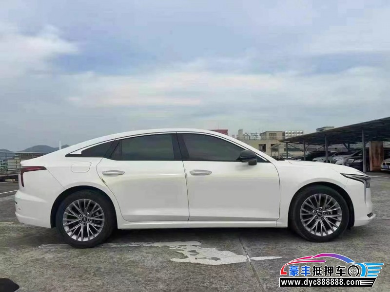 24年奔腾B70轿车抵押车出售