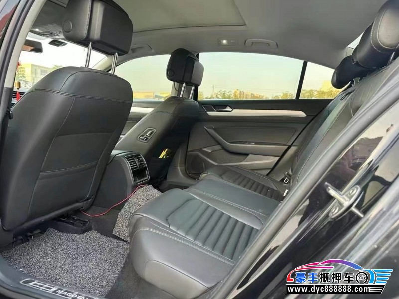 19年大众迈腾轿车抵押车出售