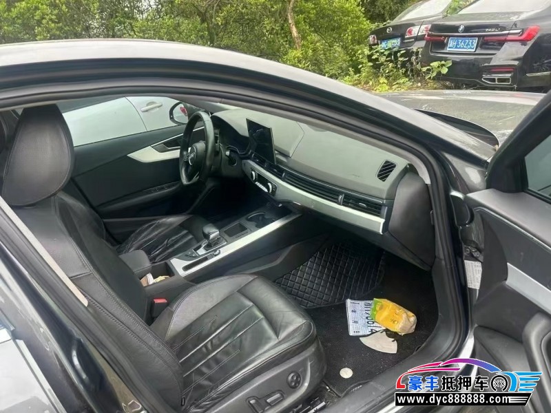 21年奥迪A4轿车抵押车出售