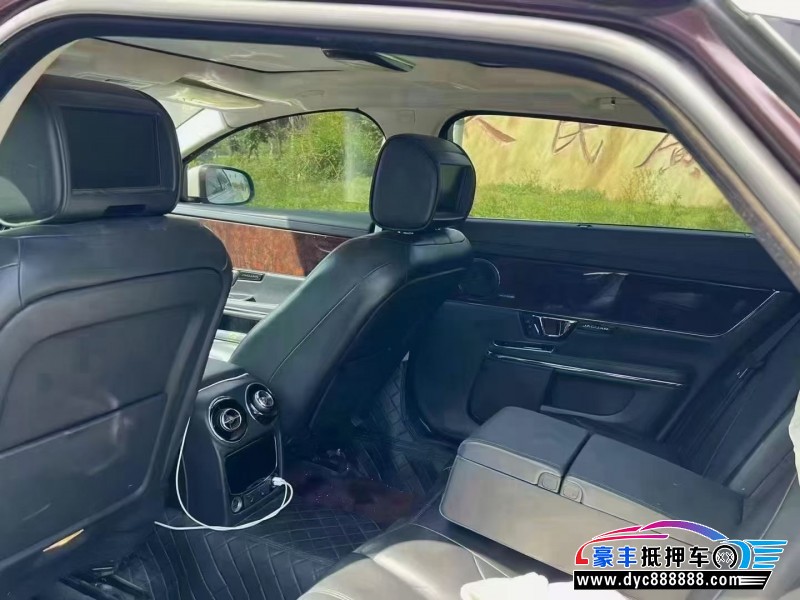 14年捷豹XJL轿车抵押车出售