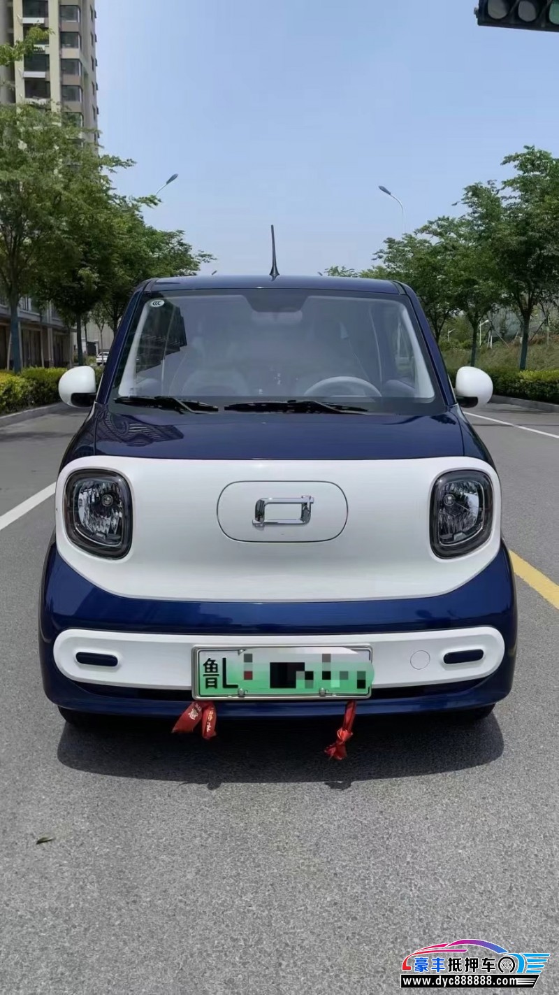 24年奔腾小马轿车抵押车出售