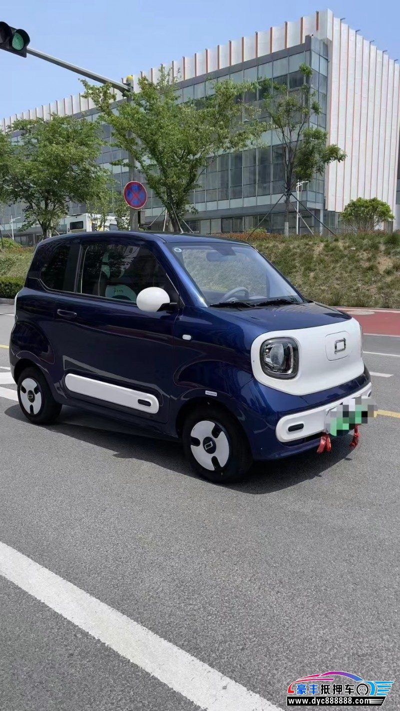 24年奔腾小马轿车抵押车出售