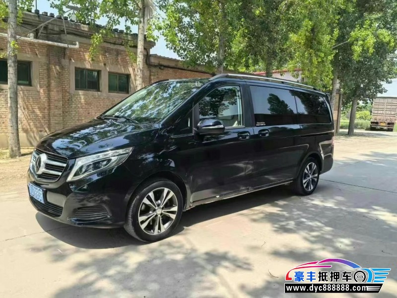 17年奔驰V轿车抵押车出售