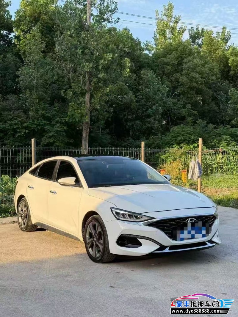 21年现代菲斯塔轿车抵押车出售