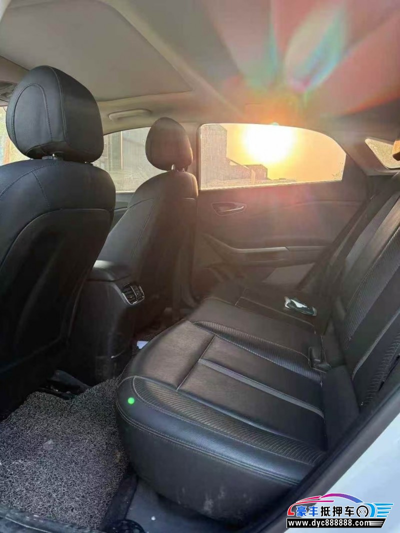 21年现代菲斯塔轿车抵押车出售