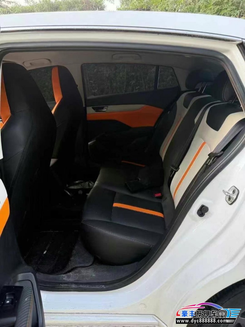 22年东风风神奕炫轿车抵押车出售