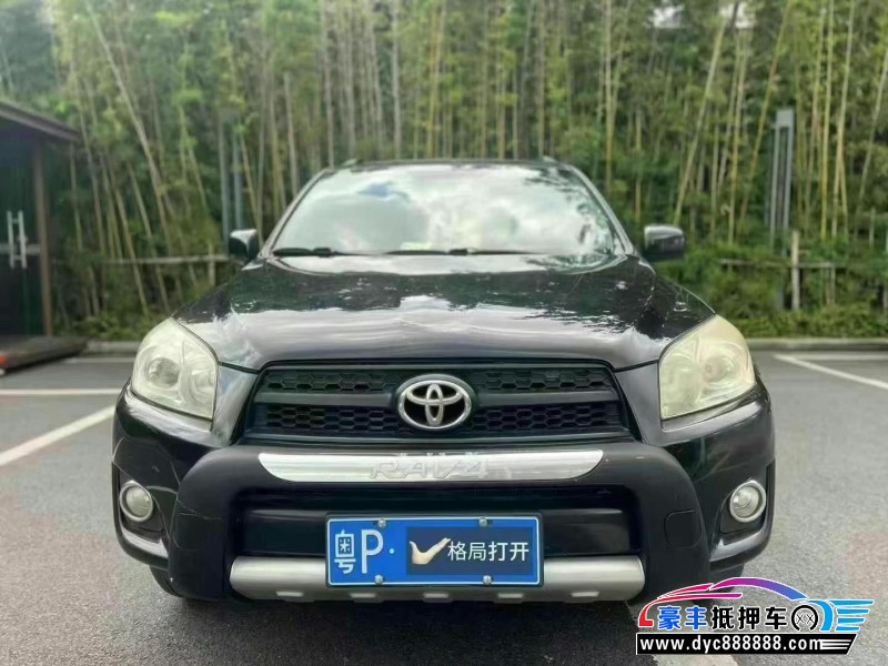 抵押车出售11年丰田RAV4轿车