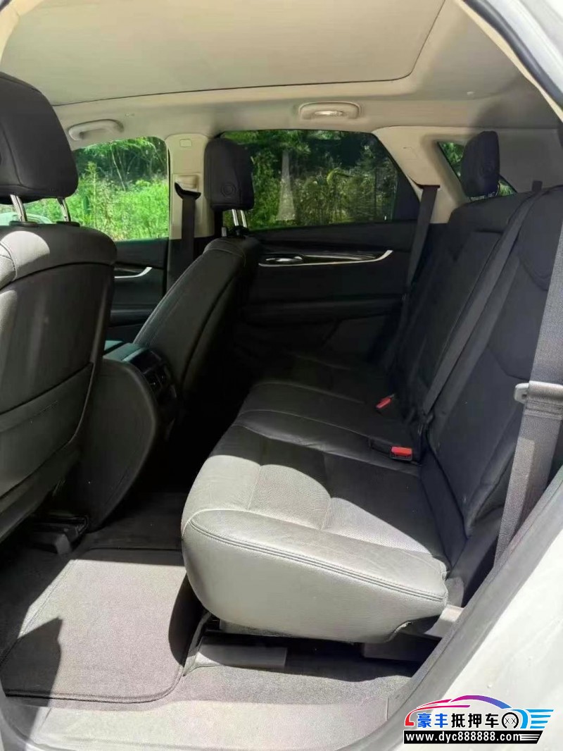 17年凯迪拉克XT5轿车抵押车出售