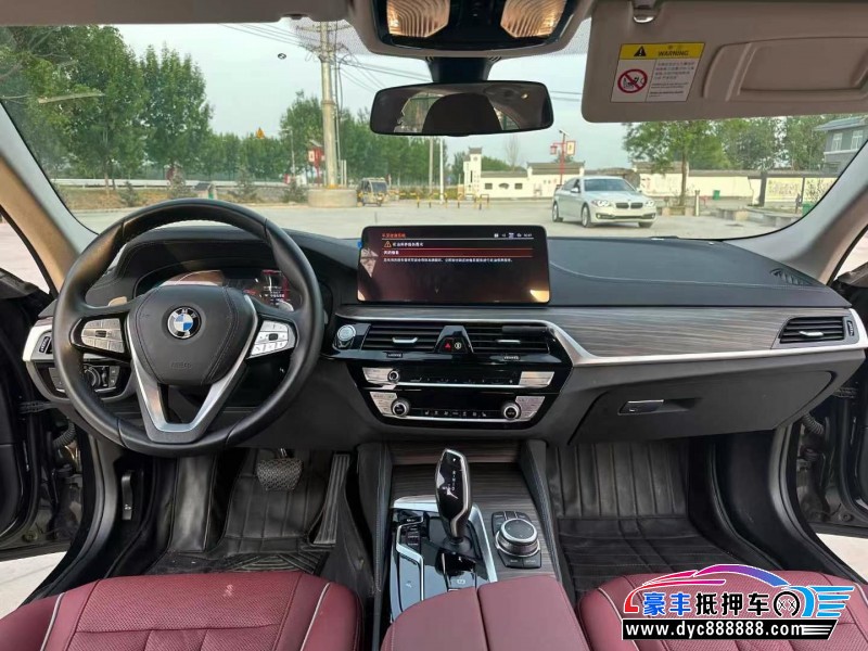 22年宝马5系轿车抵押车出售