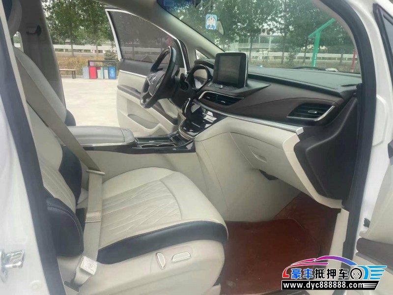 22年别克GL8轿车抵押车出售