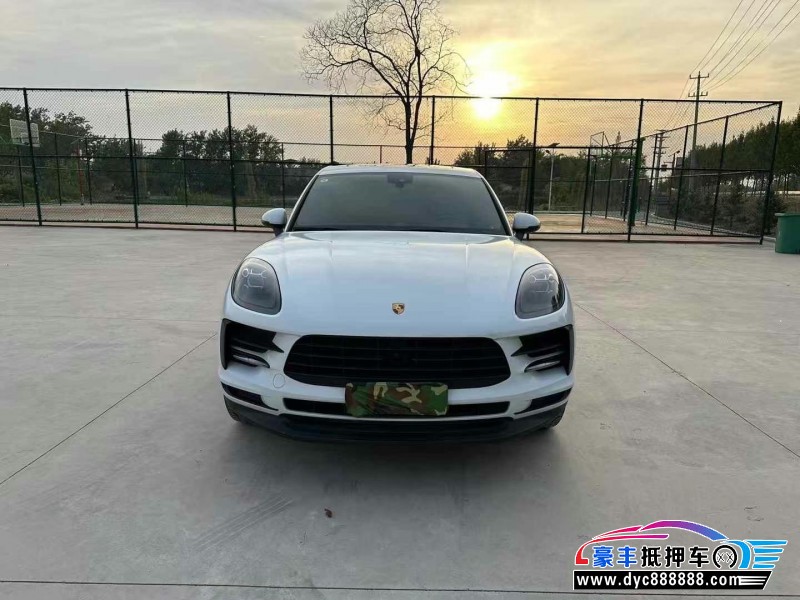 抵押车出售19年保时捷Macan迈凯轿车