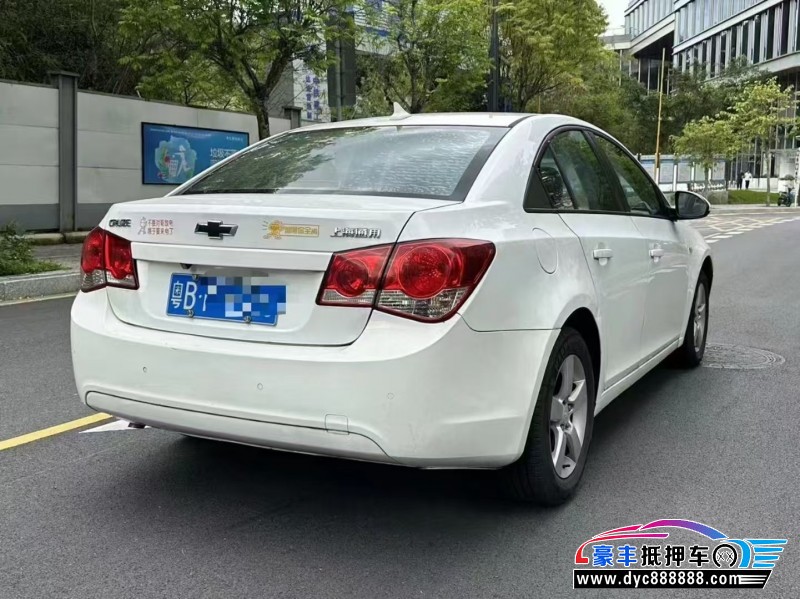 14年雪佛兰科鲁兹轿车抵押车出售