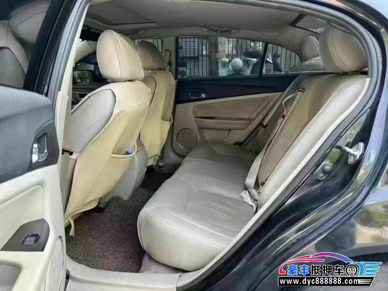 14年奔腾B50轿车抵押车出售