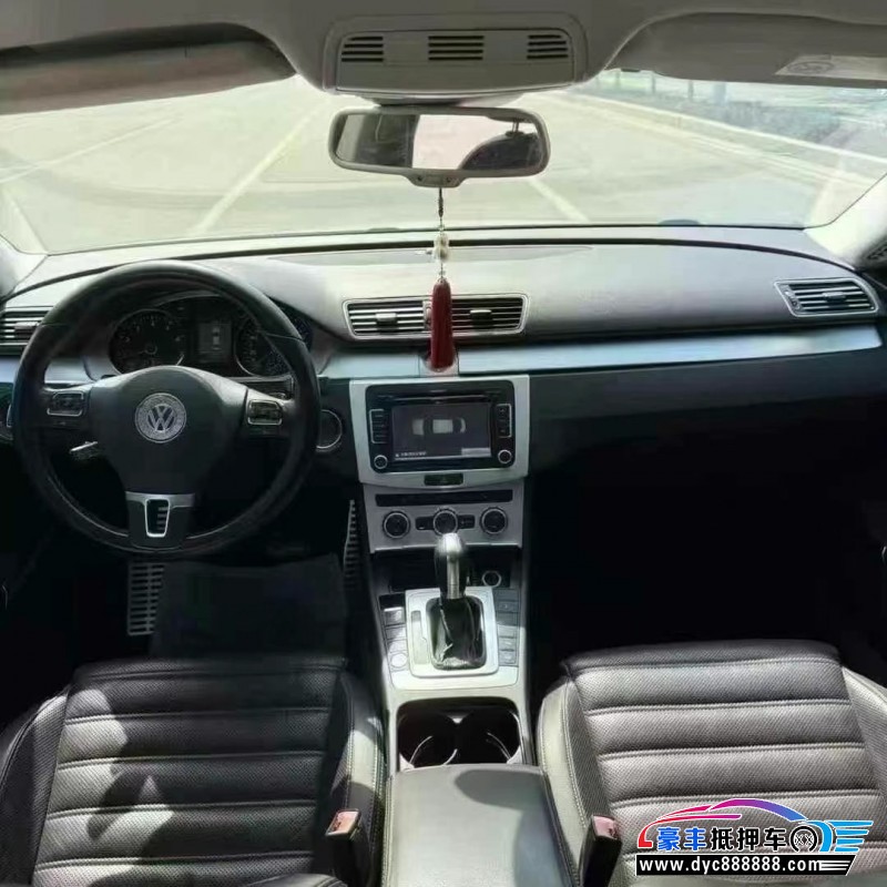 13年大众CC轿车抵押车出售