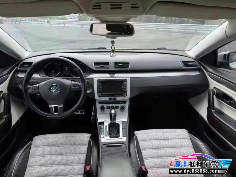 13年大众CC轿车抵押车出售