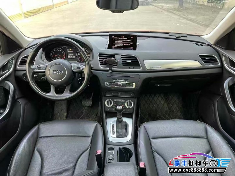 13年奥迪Q3轿车抵押车出售