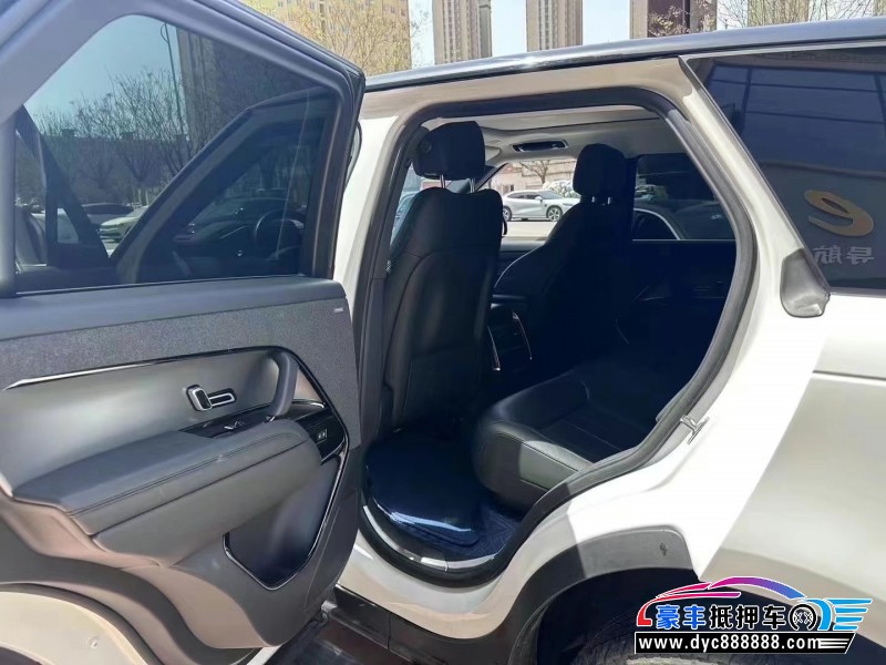 23年路虎揽胜运动轿车抵押车出售