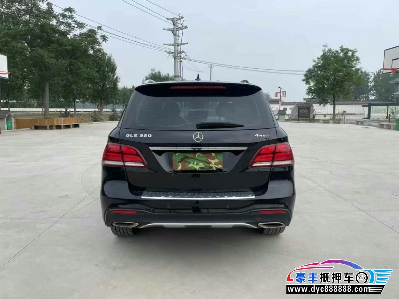 17年奔驰GLE轿车抵押车出售