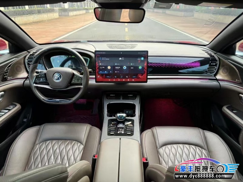 21年比亚迪汉轿车抵押车出售