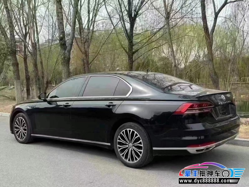 17年大众辉昂轿车抵押车出售