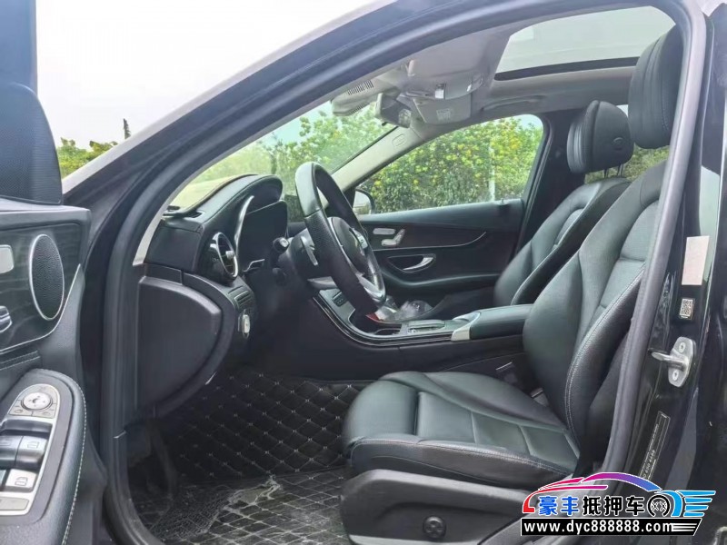 20年奔驰C轿车抵押车出售