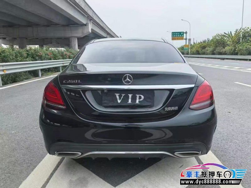 20年奔驰C轿车抵押车出售