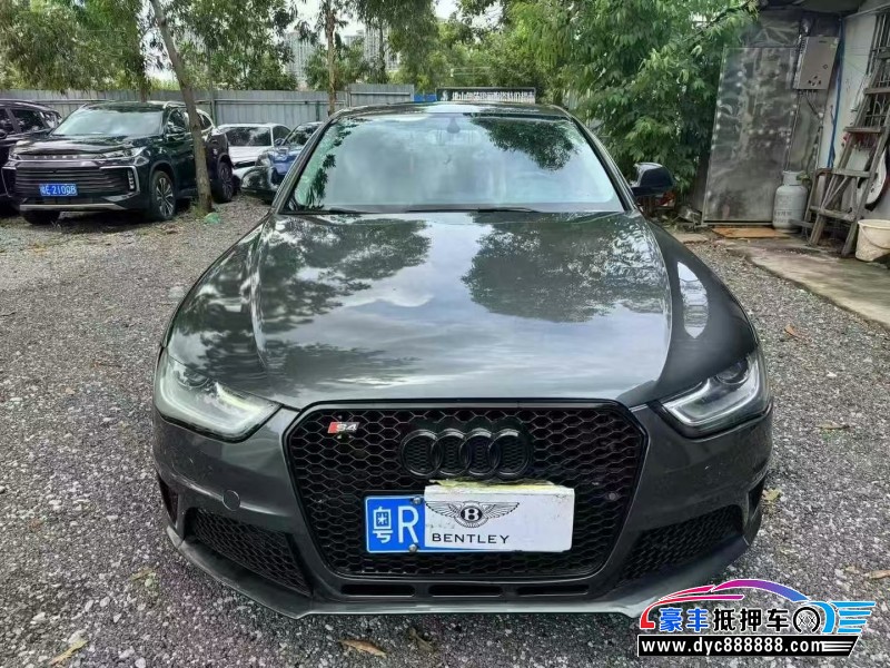 10年奥迪A4轿车抵押车出售