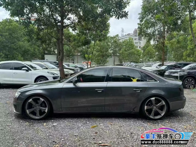 10年奥迪A4轿车抵押车出售