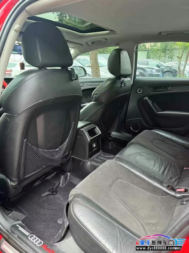 10年奥迪A4轿车抵押车出售