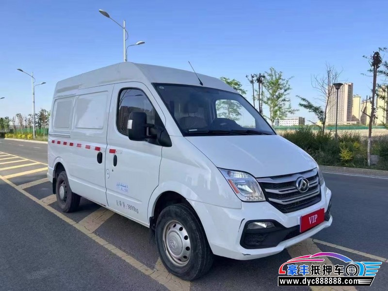 21年上汽大通V80轿车抵押车出售