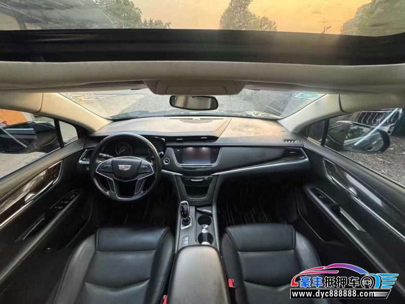 18年凯迪拉克XT5轿车抵押车出售