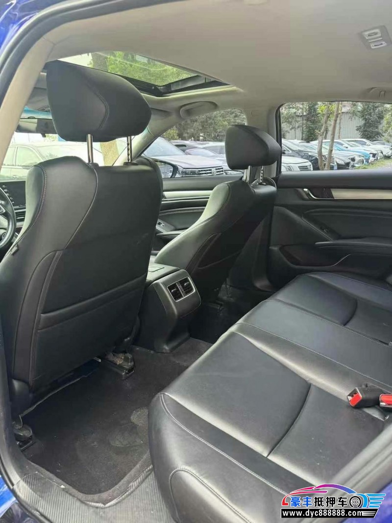 20年本田雅阁轿车抵押车出售