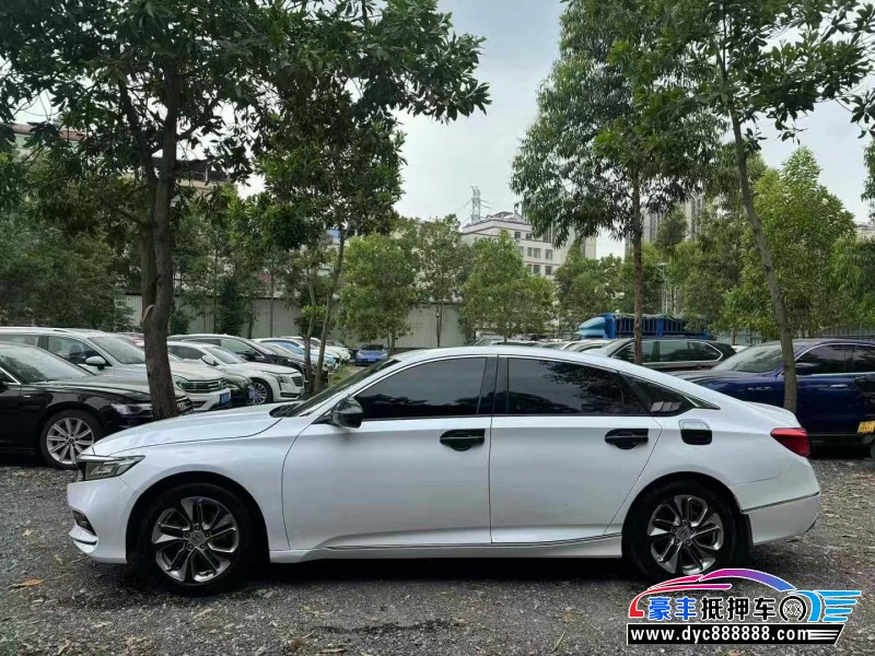 20年本田雅阁轿车抵押车出售