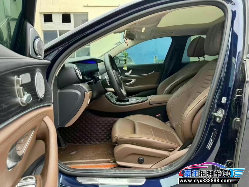 20年奔驰E轿车抵押车出售