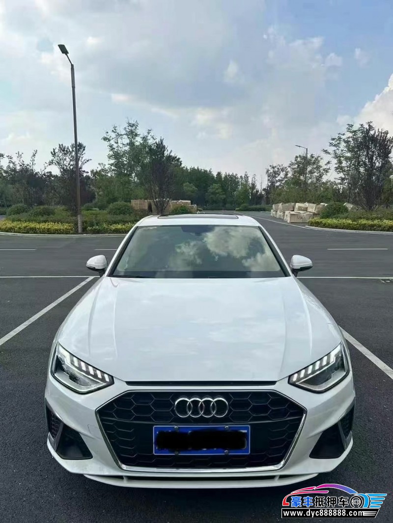 抵押车出售22年奥迪A4L轿车