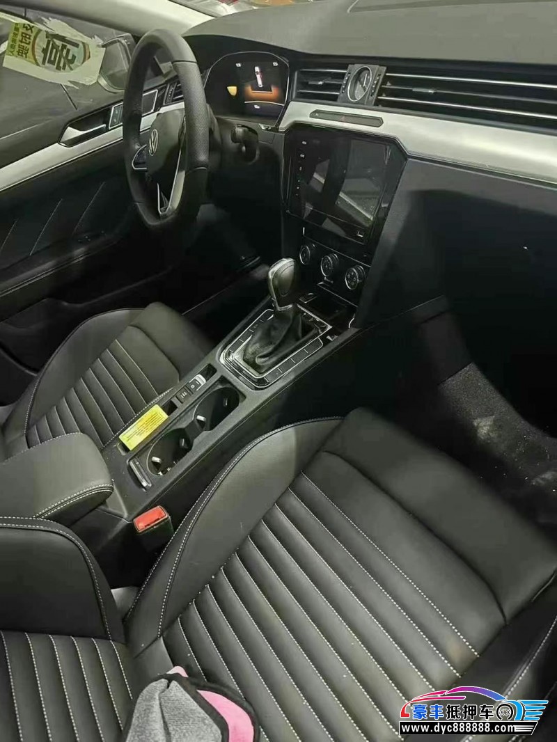 24年大众迈腾轿车抵押车出售