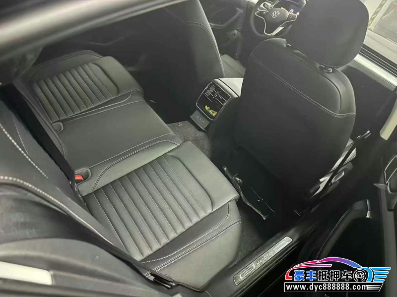 24年大众迈腾轿车抵押车出售