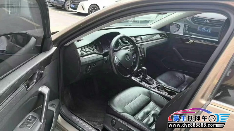 16年大众帕萨特轿车抵押车出售