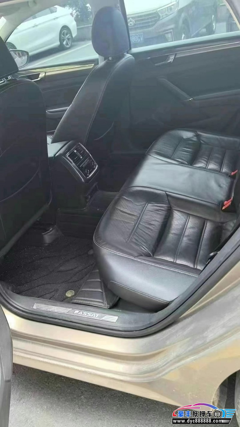 16年大众帕萨特轿车抵押车出售