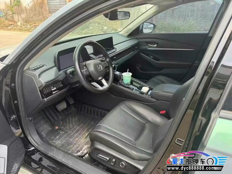 24年本田雅阁轿车抵押车出售