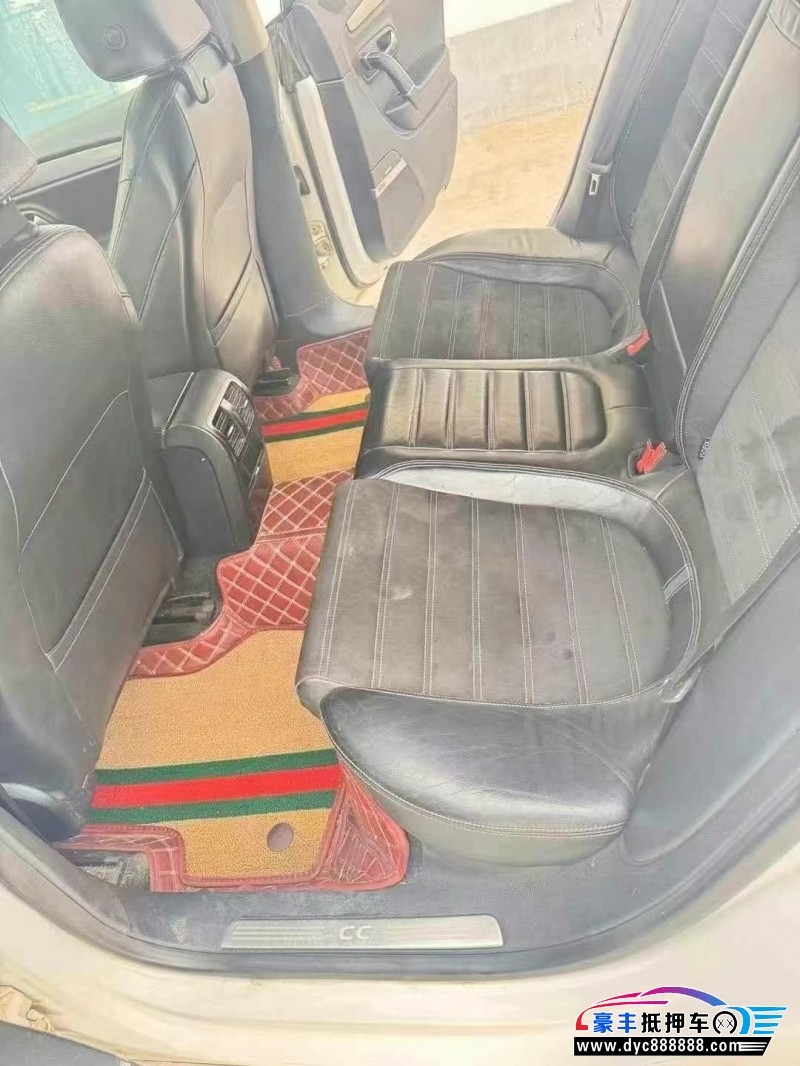 13年大众CC轿车抵押车出售