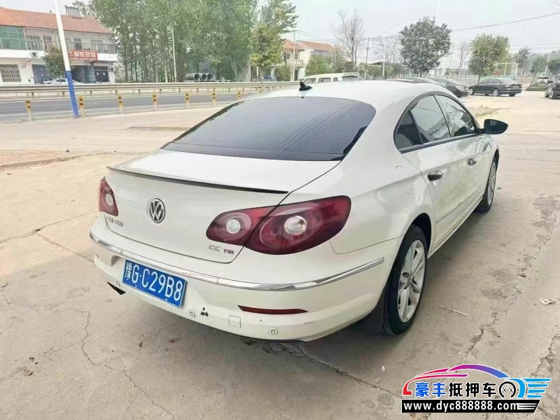 13年大众CC轿车抵押车出售