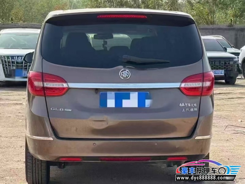 19年别克GL8轿车抵押车出售