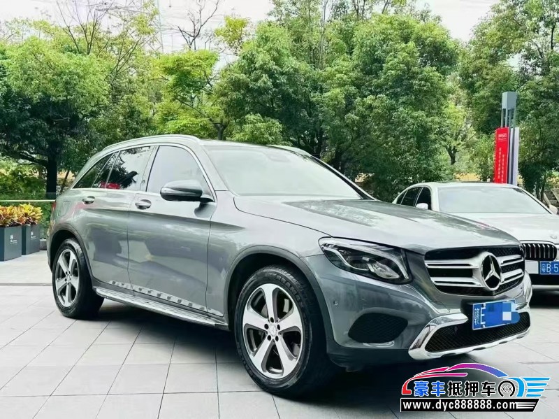 16年奔驰GLC轿车抵押车出售