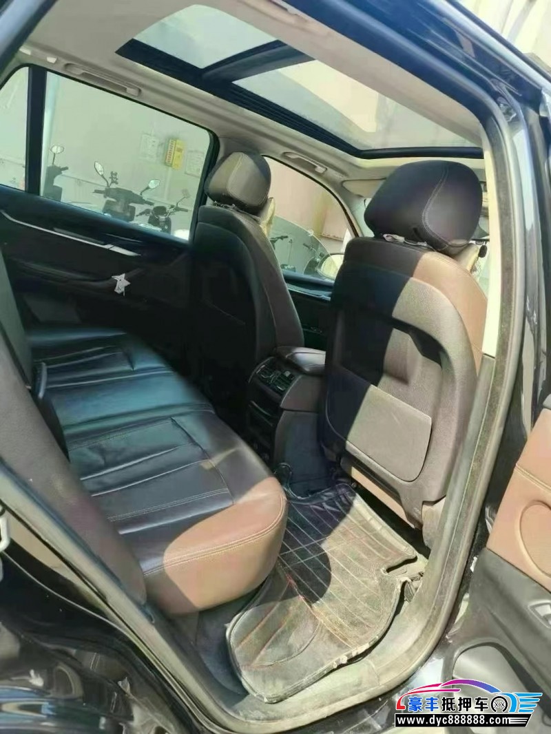 16年宝马X5轿车抵押车出售