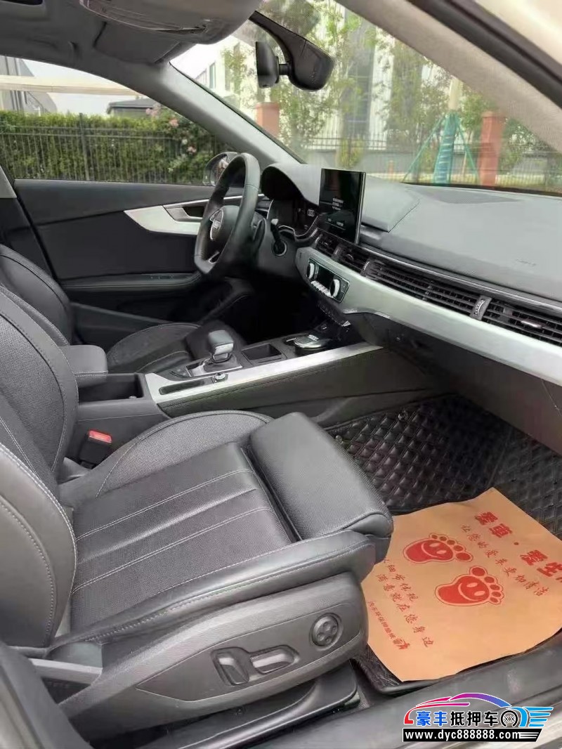 22年奥迪A4L轿车抵押车出售