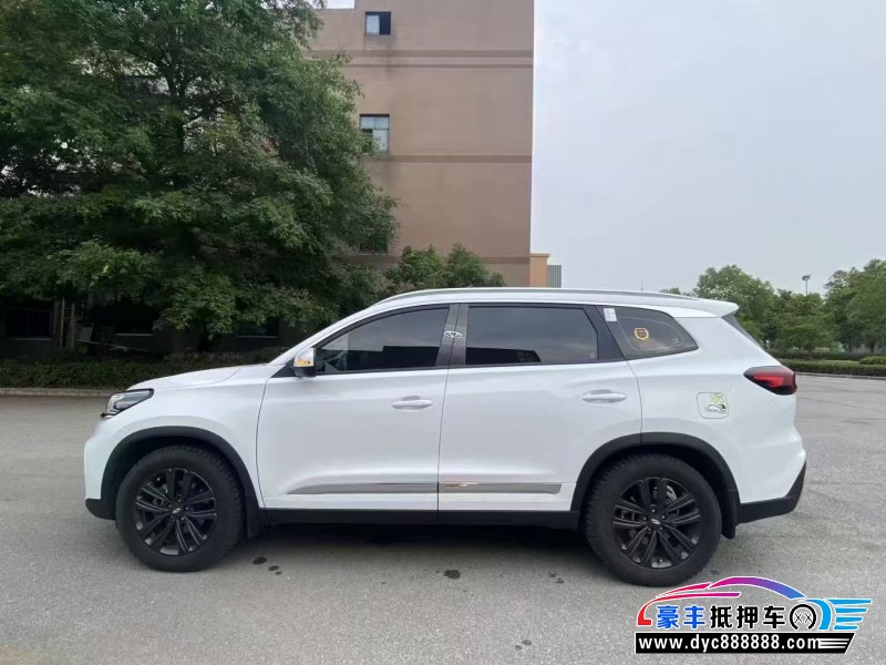 23年奇瑞瑞虎8轿车抵押车出售