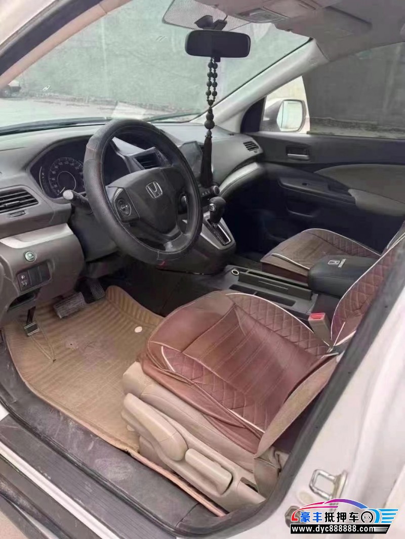 15年本田CR-V轿车抵押车出售