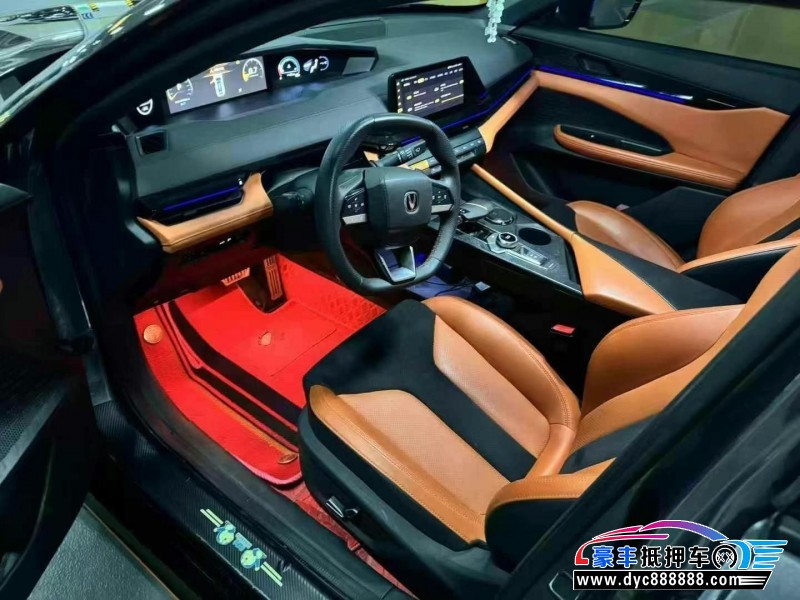 24年长安长安UNI轿车抵押车出售