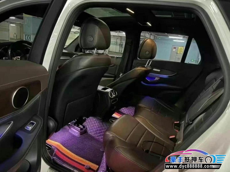 20年奔驰GLC轿车抵押车出售